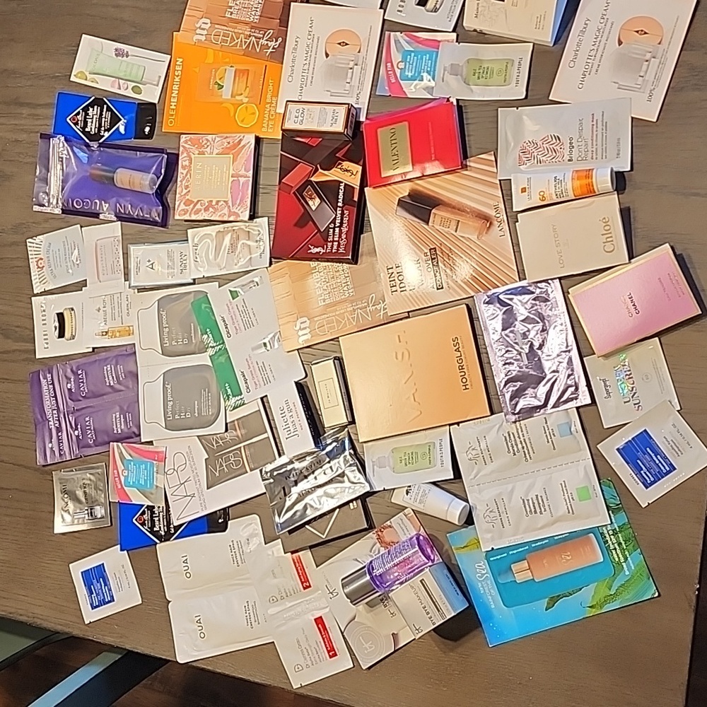 20+ Sephora samples set - Picture 2 of 10
